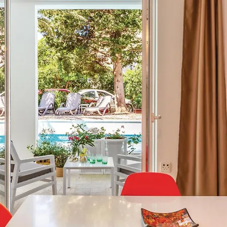 In * 马卡尔斯卡